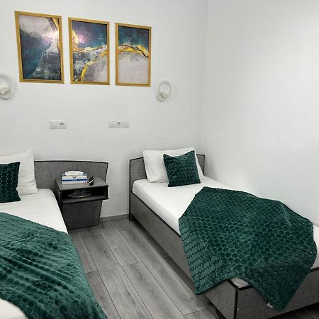 Motel Buti Sighetu Marmaţiei Εξωτερικό φωτογραφία