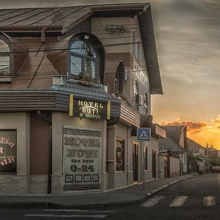 Motel Buti Sighetu Marmaţiei Εξωτερικό φωτογραφία