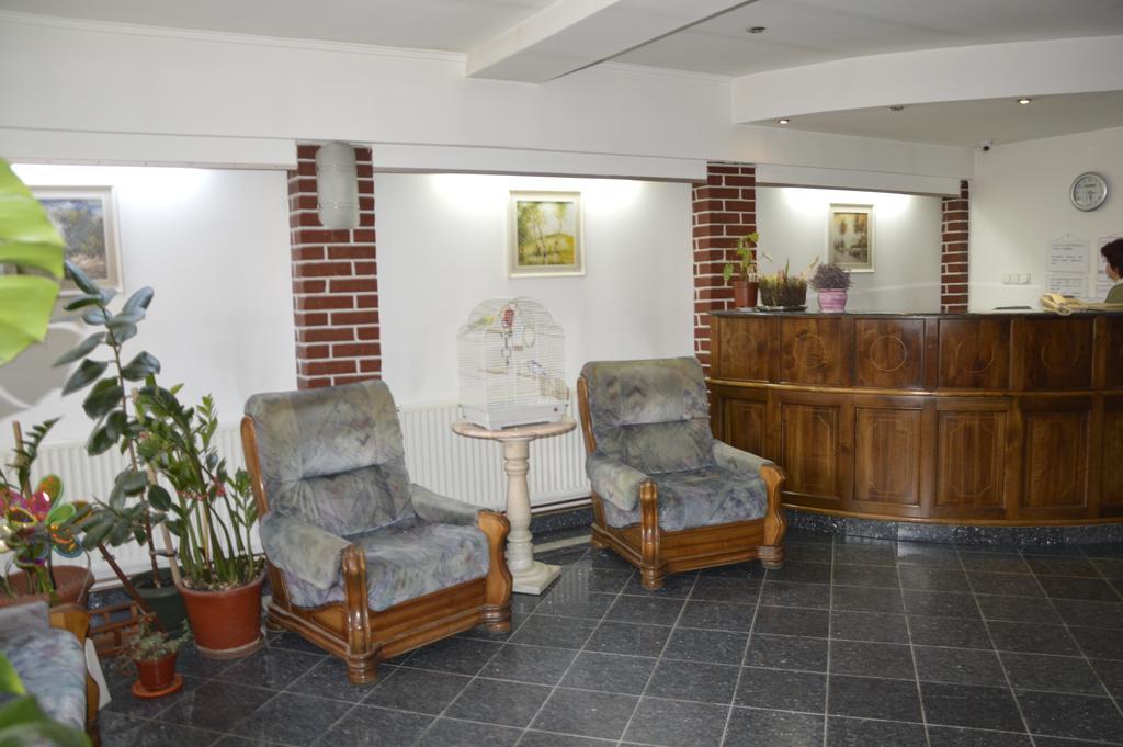 Motel Buti Sighetu Marmaţiei Εξωτερικό φωτογραφία